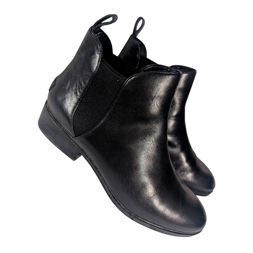 NWOT! COLE HAAN! BLACK GENUINE LEATHER "GRAND SERIES" ELASTIC INSET BOOTS! 10.5B